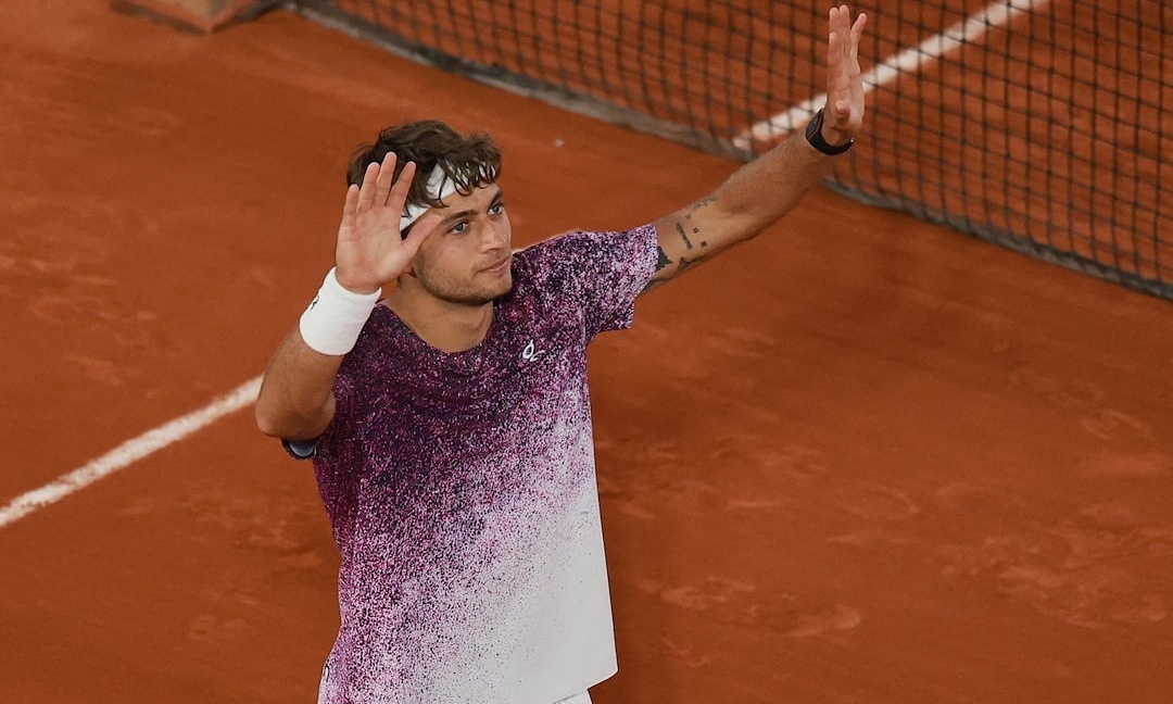 Cobolli nuôi mộng vô địch Roland Garros nhờ phòng tắm của Nadal - hình ảnh - nohu90bet.vip
