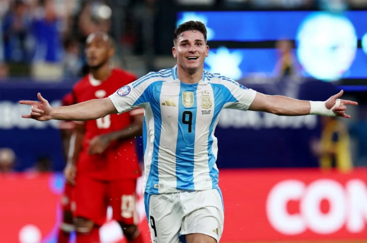 Link vào nhà cái NOHU90: Julian Alvarez hé lộ mong muốn gia nhập Barca sau chiến thắng cùng Argentina - hình ảnh - nohu90bet.vip