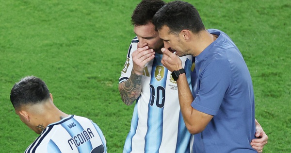 Scaloni đáp trả HLV Ancelotti khi chê Argentina ‘đá chậm’, tiết lộ Messi rất ổn: góc nhìn mới cho người chơi Việt - hình ảnh - nohu90bet.vip