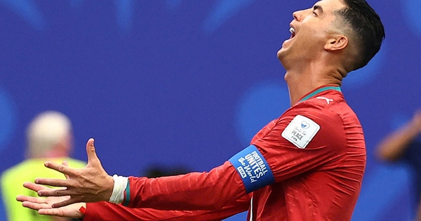 Đến lúc Ronaldo nên ngồi dự bị? - hình ảnh - nohu90bet.vip