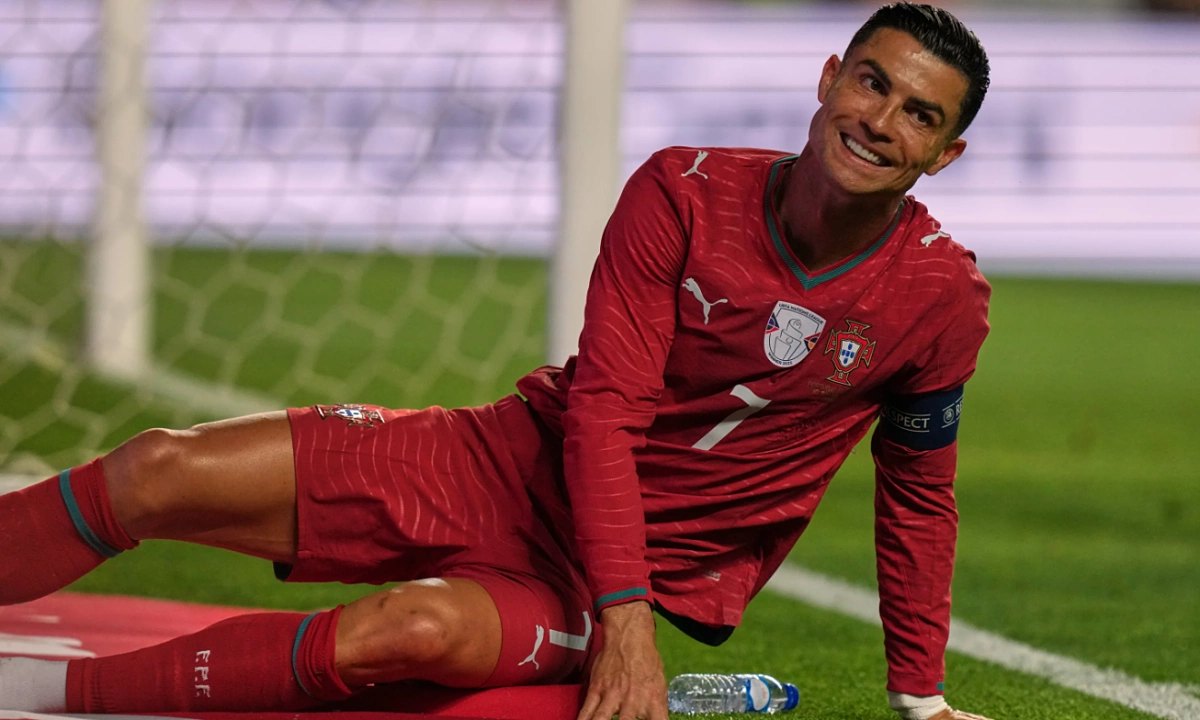 Ronaldo Im Lặng Trước Thềm World Cup 2026: Dấu Hỏi Lớn Cho Huyền Thoại Bóng Đá - hình ảnh - nohu90bet.vip Ronaldo Im Lặng Trước Thềm World Cup 2026: Dấu Hỏi Lớn Cho Huyền Thoại Bóng Đá - hình ảnh - nohu90bet.vip