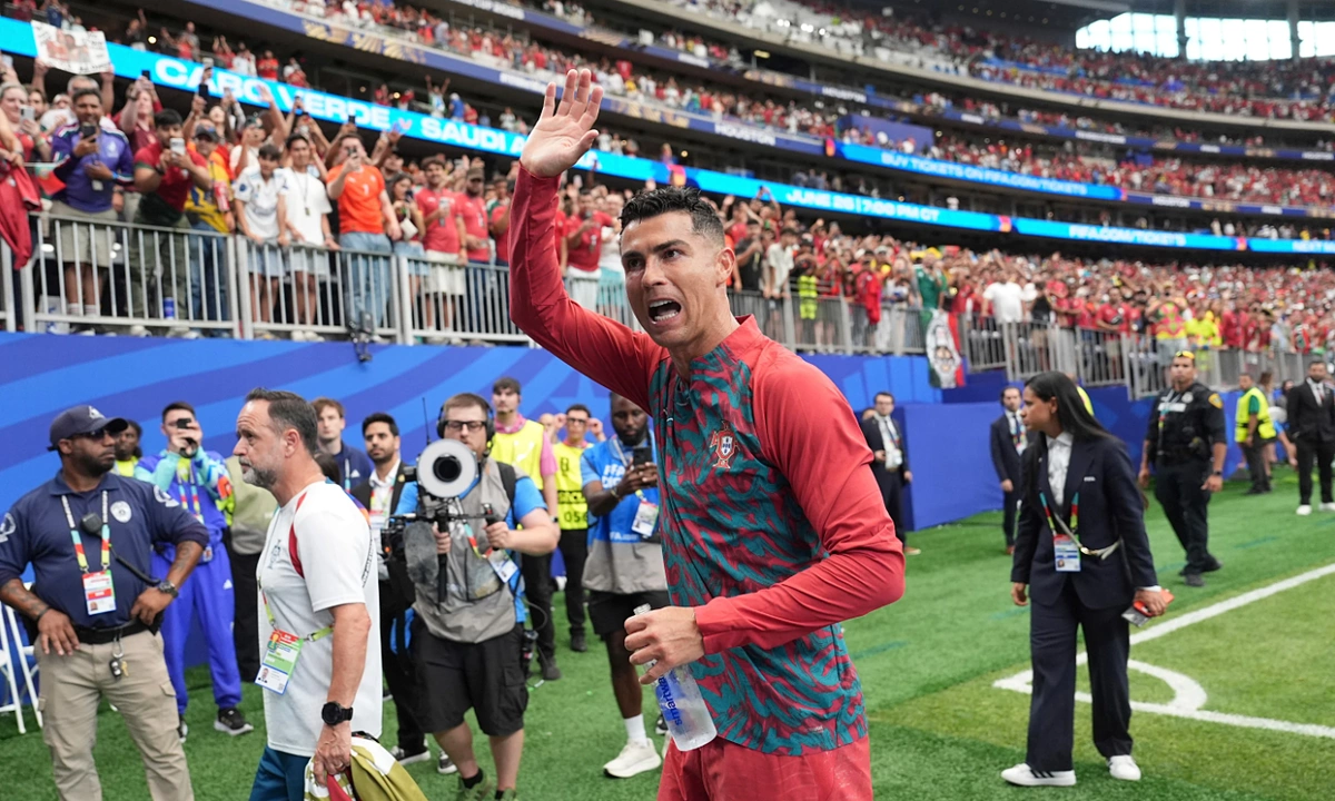 Ronaldo Mong Đợi Trận Chung Kết World Cup 2026 Gặp Messi – Cơ Hội Vàng Cho Fan Cược Thể Thao - hình ảnh - nohu90bet.vip Ronaldo Mong Đợi Trận Chung Kết World Cup 2026 Gặp Messi – Cơ Hội Vàng Cho Fan Cược Thể Thao - hình ảnh - nohu90bet.vip