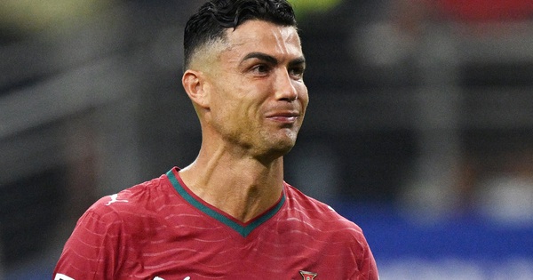 Link vào nhà cái NOHU90: Khoảnh khắc Ronaldo nghẹn ngào chia tay World Cup lay động triệu fan - hình ảnh - nohu90bet.vip Link vào nhà cái NOHU90: Khoảnh khắc Ronaldo nghẹn ngào chia tay World Cup lay động triệu fan - hình ảnh - nohu90bet.vip