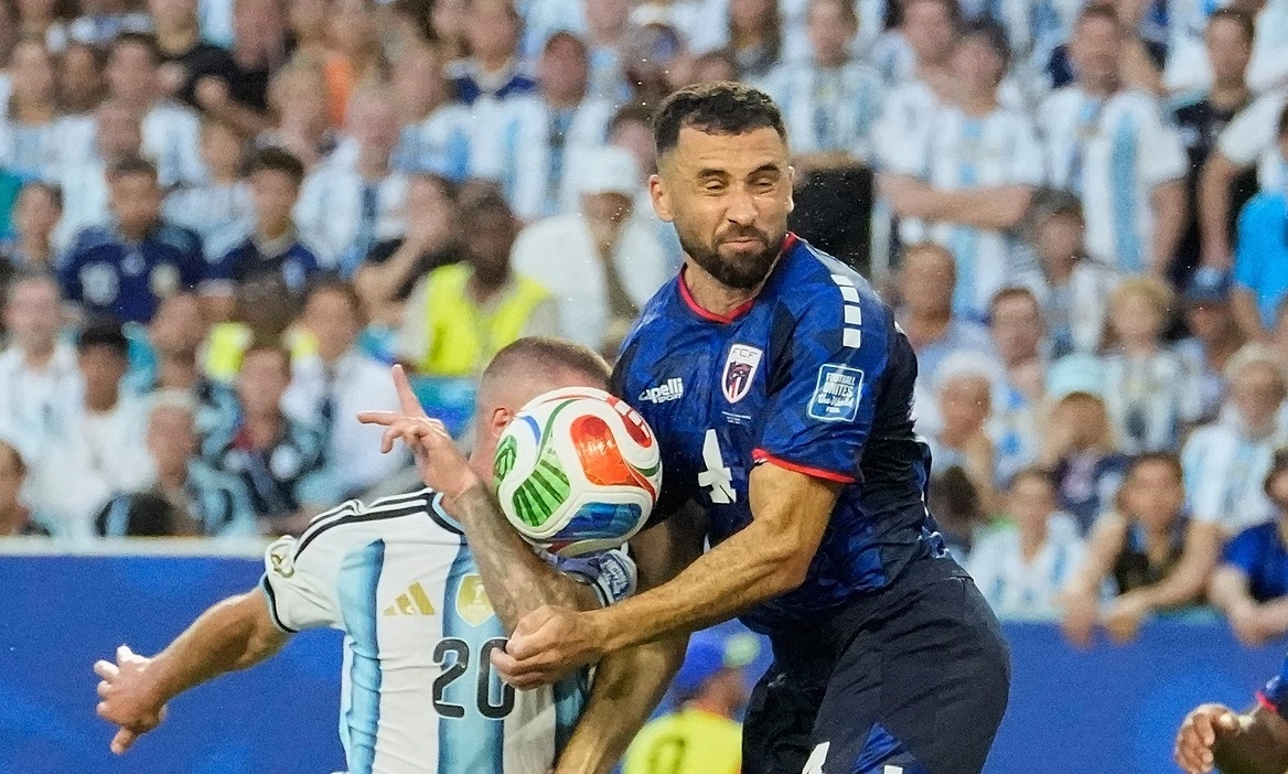 Vì sao Argentina không được hưởng phạt đền trước Cape Verde dù có tình huống để tay? - hình ảnh - nohu90bet.vip Vì sao Argentina không được hưởng phạt đền trước Cape Verde dù có tình huống để tay? - hình ảnh - nohu90bet.vip