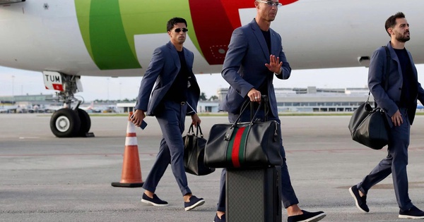 Cristiano Ronaldo bị chấm 0 điểm về thời trang tại World Cup 2026 – Cơ hội để fan thư giãn cùng NOHU90 - hình ảnh - nohu90bet.vip Cristiano Ronaldo bị chấm 0 điểm về thời trang tại World Cup 2026 – Cơ hội để fan thư giãn cùng NOHU90 - hình ảnh - nohu90bet.vip
